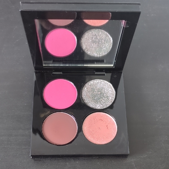 Pat McGrath Other - Pat McGrath eyeshadow quad